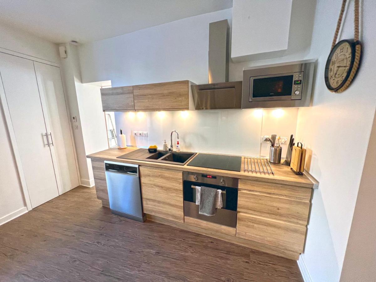 Gite Cosy Avec Jacuzzi Classe 3 Etoiles Poncin Kültér fotó